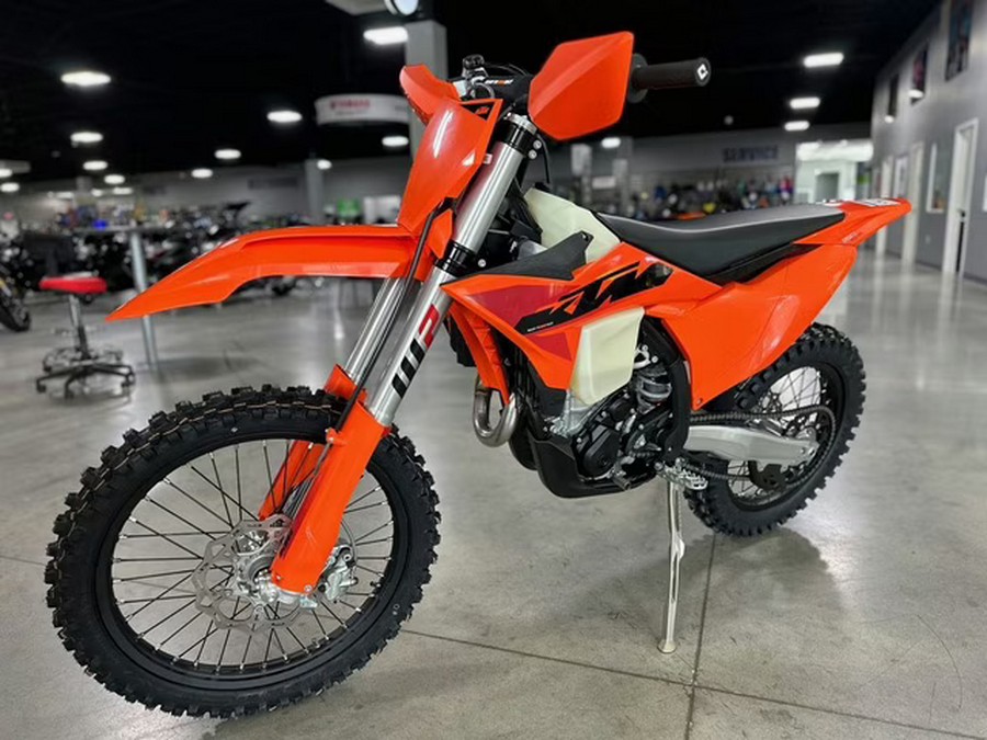 2025 KTM XC-F