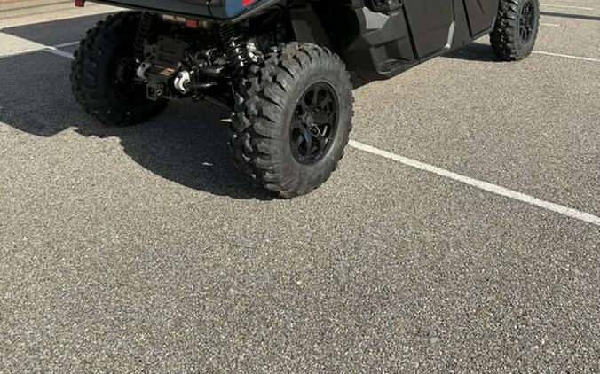2026 Can-Am® Defender MAX XT CAB HD11