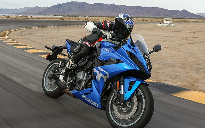 2024 Suzuki GSX-8R Review | First Ride