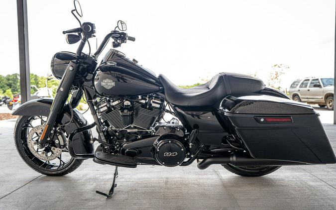 2024 Harley-Davidson® FLHRXS - Road King® Special