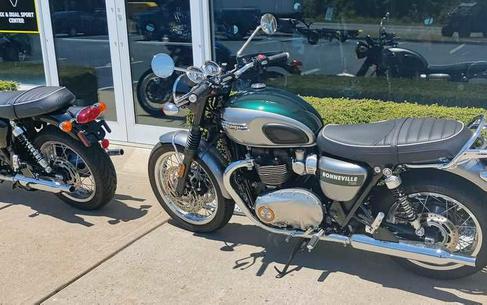 2022 Triumph Bonneville T120 Base