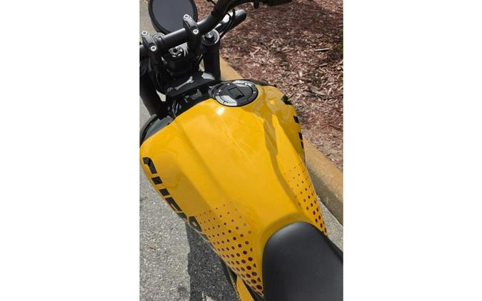 2026 Royal Enfield Guerrilla 450 Playa Black