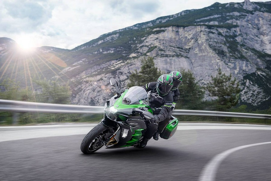 2023 Kawasaki Ninja® H2® SX SE