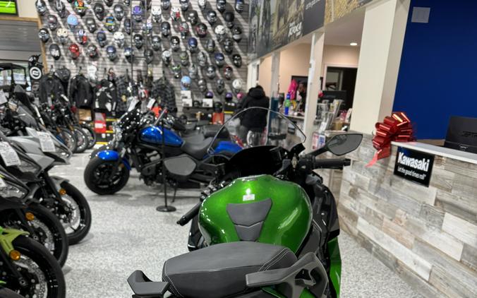 2023 Kawasaki Ninja® H2® SX SE