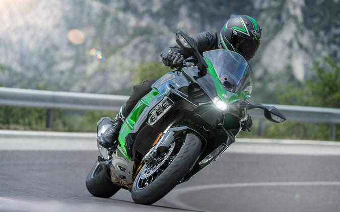 2023 Kawasaki Ninja® H2® SX SE