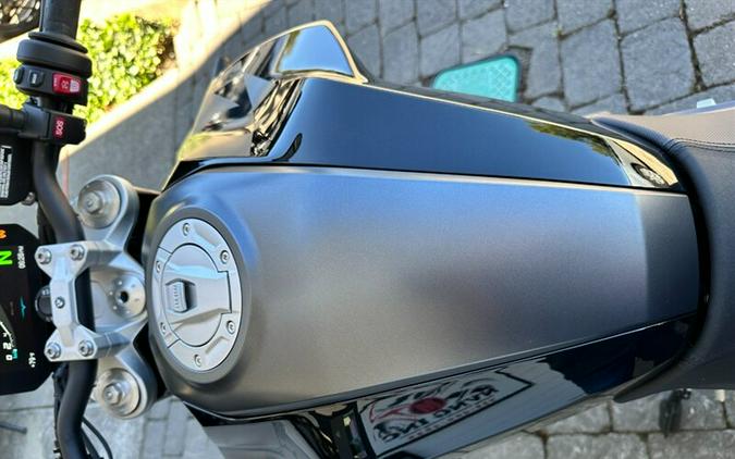 2025 BMW F 900 R