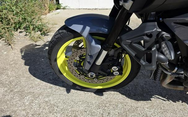 2017 Yamaha FZ 10
