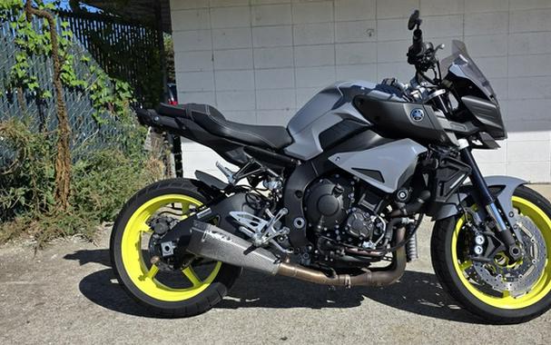 2017 Yamaha FZ 10