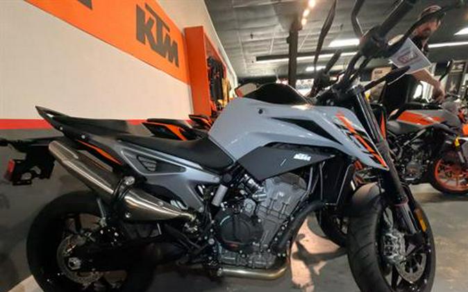 2024 KTM 790 Duke