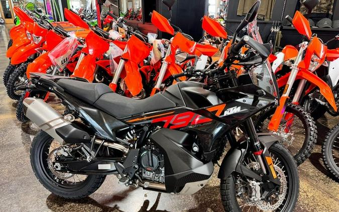 2024 KTM 790 Adventure