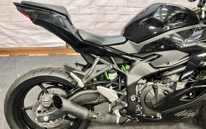 2024 Kawasaki NINJA® ZX™-4RR ABS Metallic Spark Black