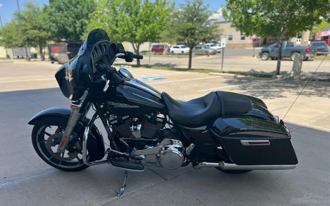 2020 Harley-Davidson® Street Glide® Black