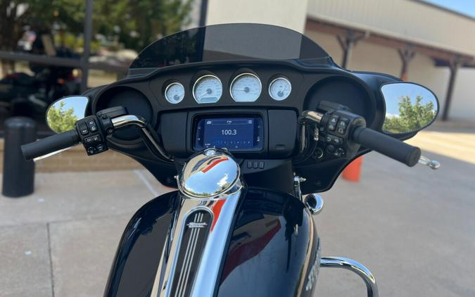 2020 Harley-Davidson® Street Glide® Black