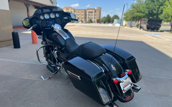 2020 Harley-Davidson® Street Glide® Black