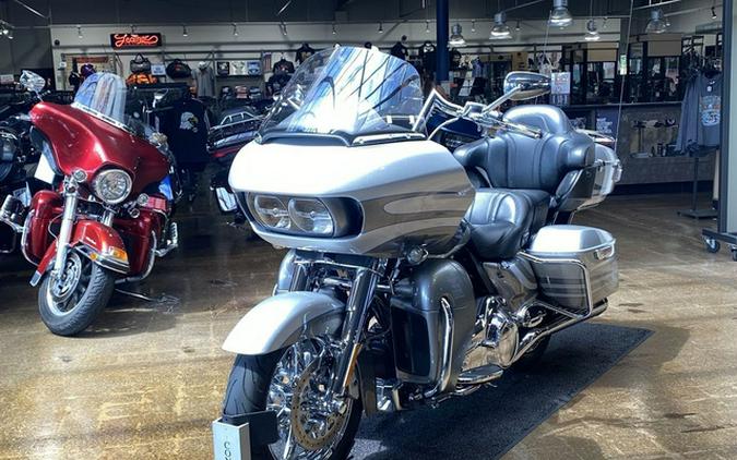 2016 Harley-Davidson FLTRUSE - CVO Road Glide Ultra