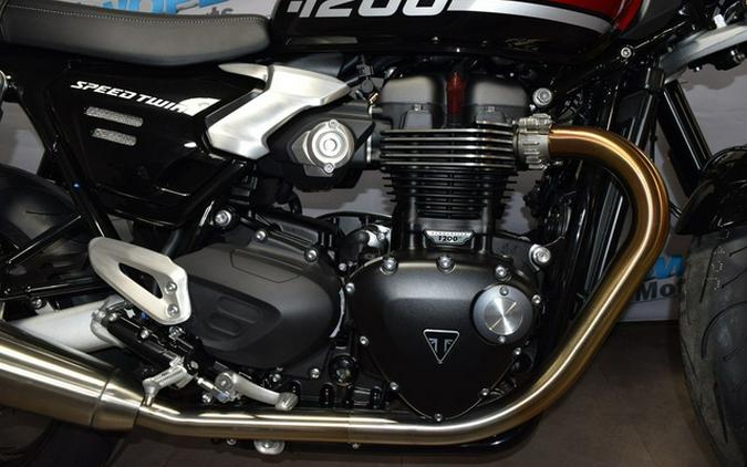 2025 Triumph Speed Twin 1200 Crystal White/Sapphire Black CRYSTAL WHITE SAPPHIRE BLACK