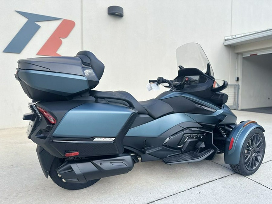 2026 Can-Am Spyder RT Limited Dark