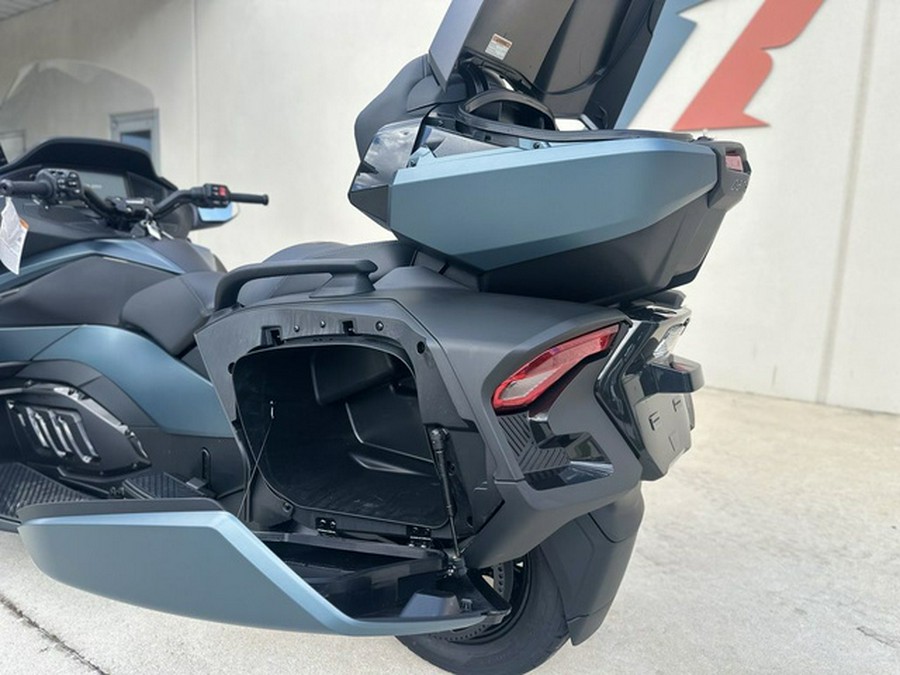 2026 Can-Am Spyder RT Limited Dark