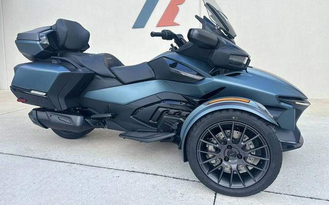 2026 Can-Am Spyder RT Limited Dark