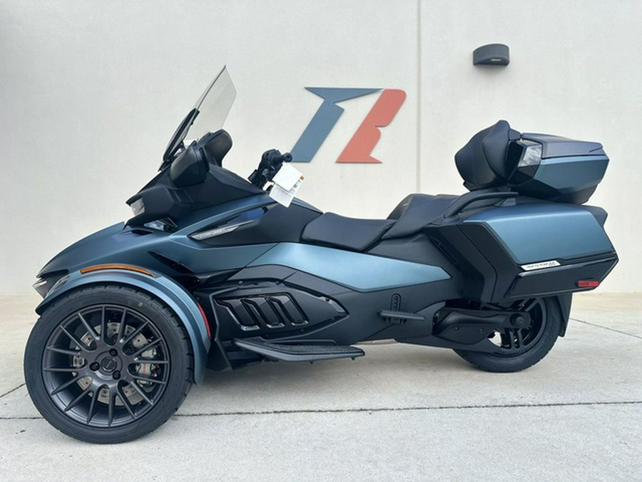 2026 Can-Am Spyder RT Limited Dark