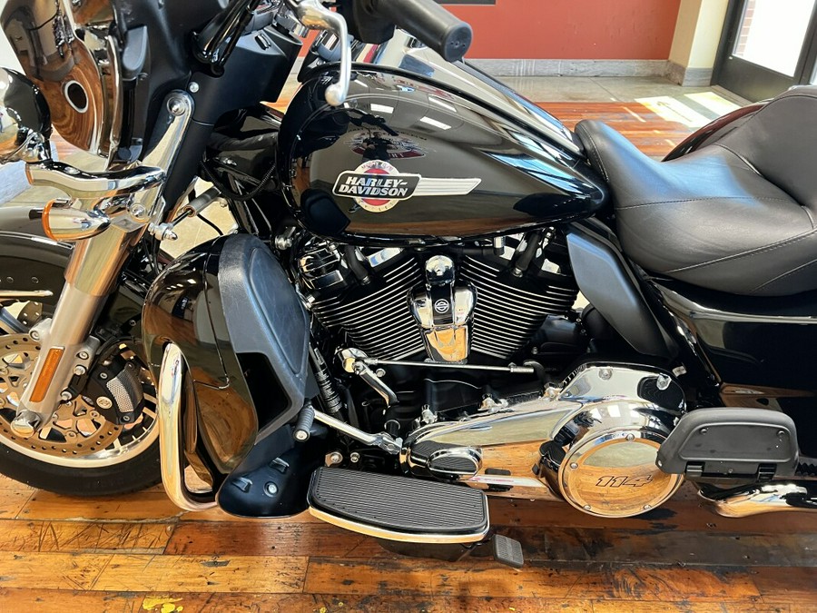 Used 2023 Harley-Davidson Tri-Glide Ultra Classic Trike Motorcycle For Sale Near Memphis, TN
