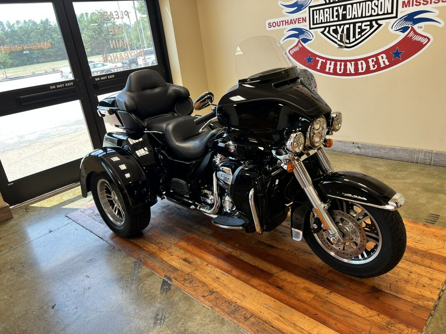 Used 2023 Harley-Davidson Tri-Glide Ultra Classic Trike Motorcycle For Sale Near Memphis, TN