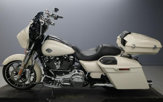 2022 Harley-Davidson Street Glide Special