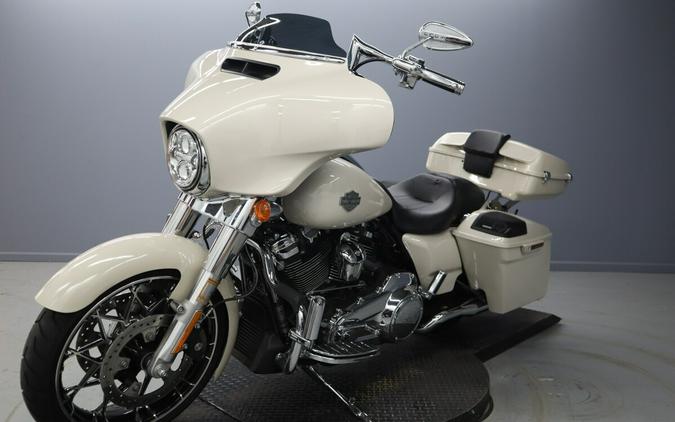 2022 Harley-Davidson Street Glide Special