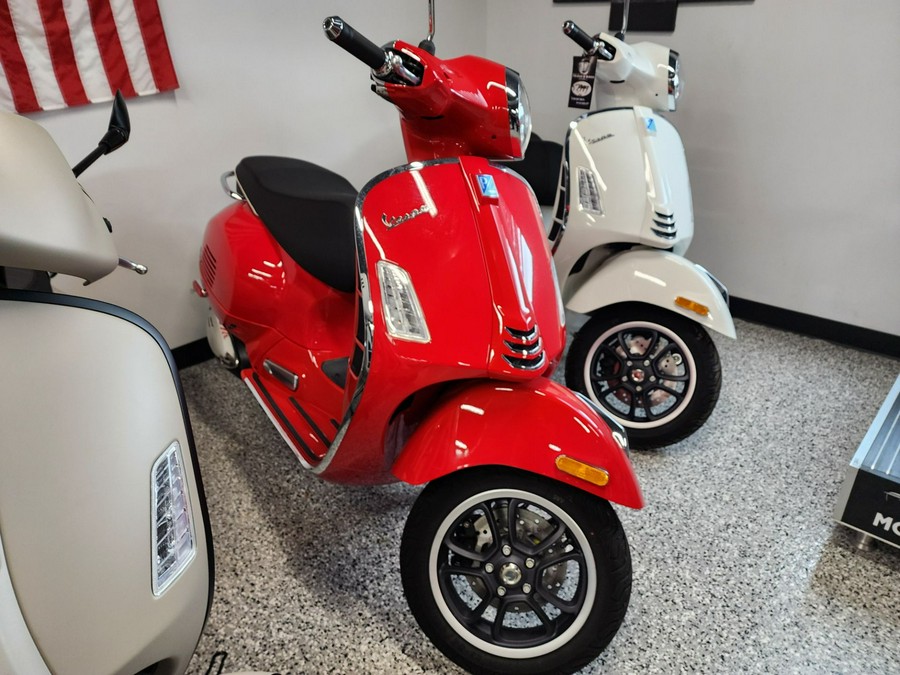 2024 Vespa GTS Super 300