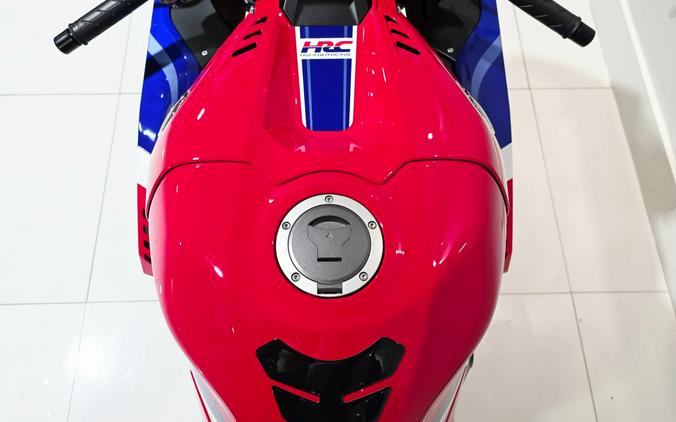 2025 Honda CBR1000RR-R Fireblade SP