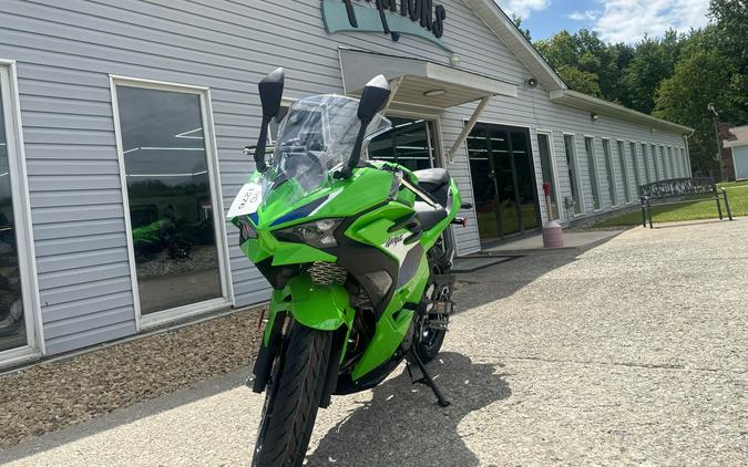 2026 Kawasaki Ninja® 500 SE ABS