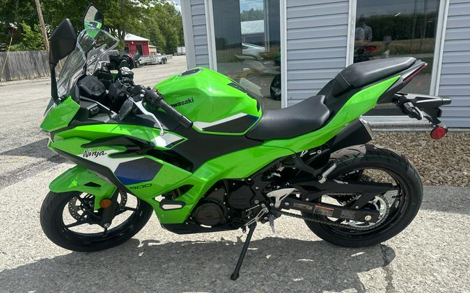 2026 Kawasaki Ninja® 500 SE ABS