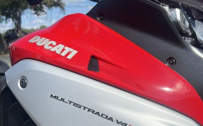 2022 Ducati Multistrada V4S Ducati Red / Alloy Wheels