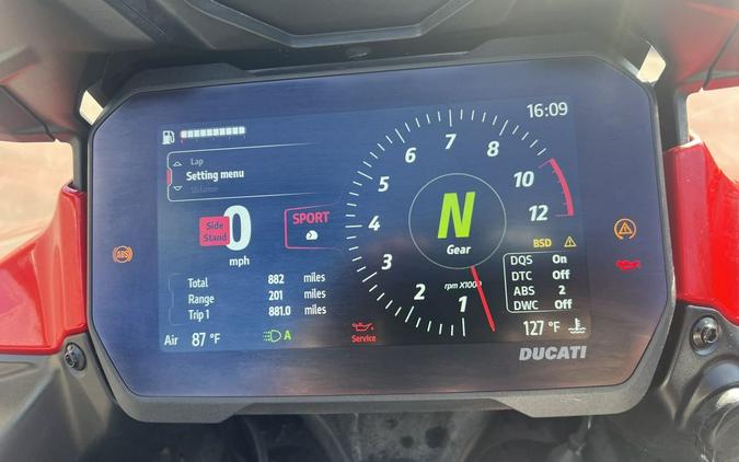 2022 Ducati Multistrada V4S Ducati Red / Alloy Wheels