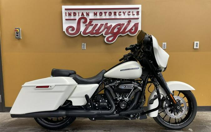 2018 Harley-Davidson® FLHXS - Street Glide® Special