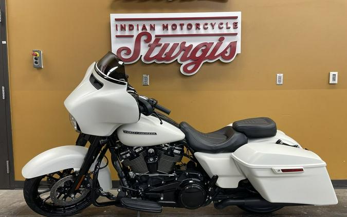 2018 Harley-Davidson® FLHXS - Street Glide® Special