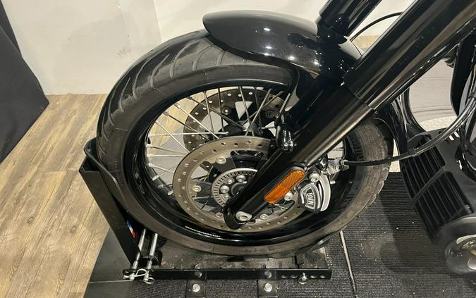 2021 BMW R 18 First Edition