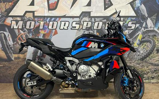 2025 BMW M 1000 XR