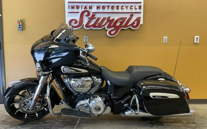 2021 Indian Motorcycle® Chieftain® Limited Thunder Black Pearl