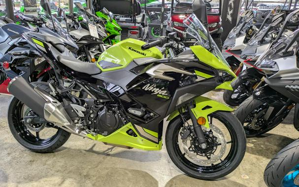 2026 Kawasaki Ninja® 500 ABS