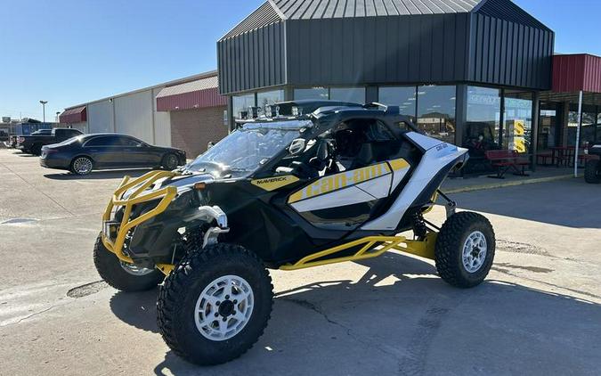 2024 Can-Am® Maverick R 999T DCT