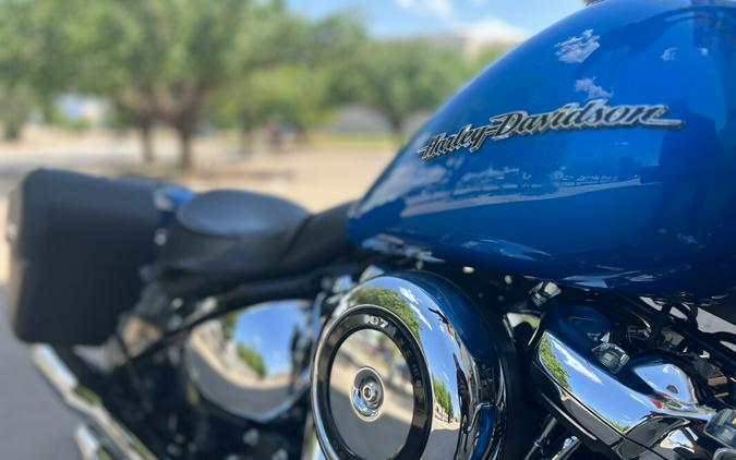 2018 Harley-Davidson® Deluxe Electric Blue