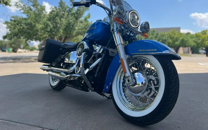 2018 Harley-Davidson® Deluxe Electric Blue