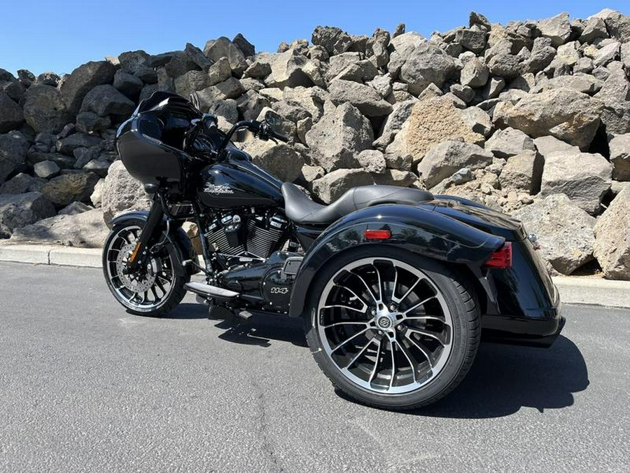 2024 Harley-Davidson® FLTRT - Road Glide® 3