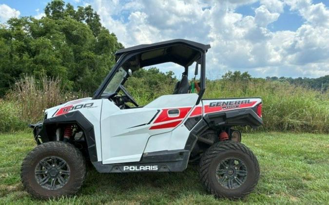 2017 Polaris® GENERAL™ 1000 EPS White Lightning