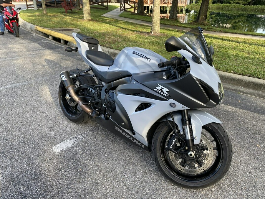 2022 Suzuki GSX-R 1000