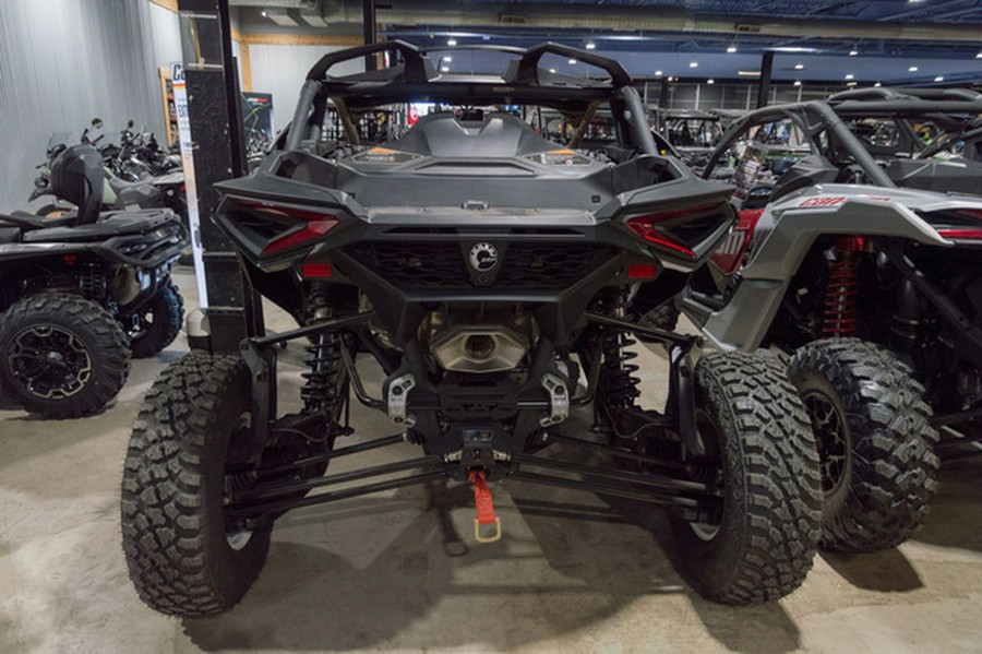 2025 Can-Am Maverick R X rs