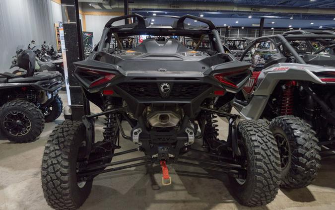 2025 Can-Am Maverick R X rs