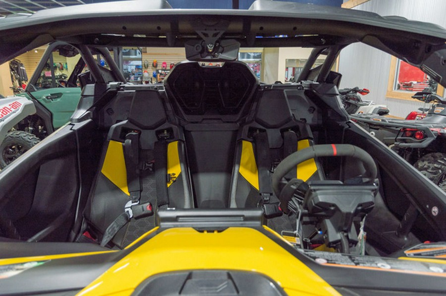 2025 Can-Am Maverick R X rs