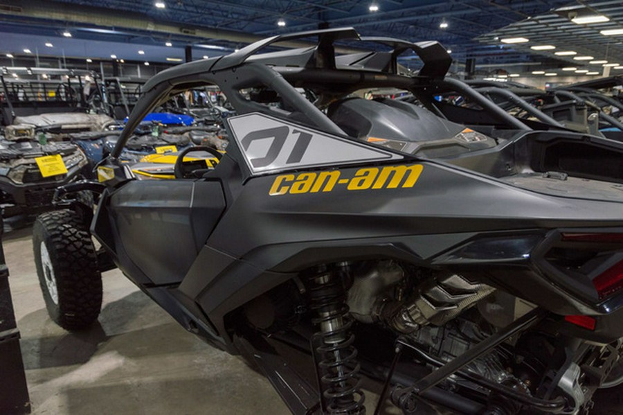 2025 Can-Am Maverick R X rs